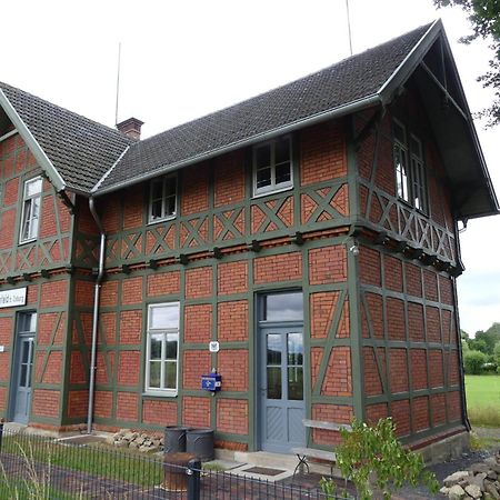 Ferienwohnung Bahnhof 1892 Meeder 外观 照片